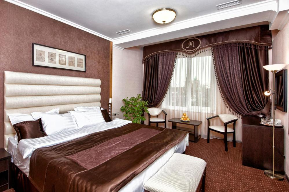 Mozart Hotel Krasnodar Exterior photo