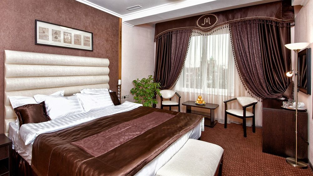 Mozart Hotel Krasnodar Exterior photo